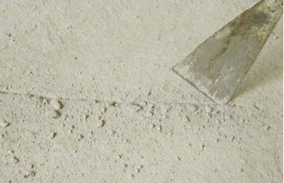 鋪好的瓷磚為什么會(huì)脫落？